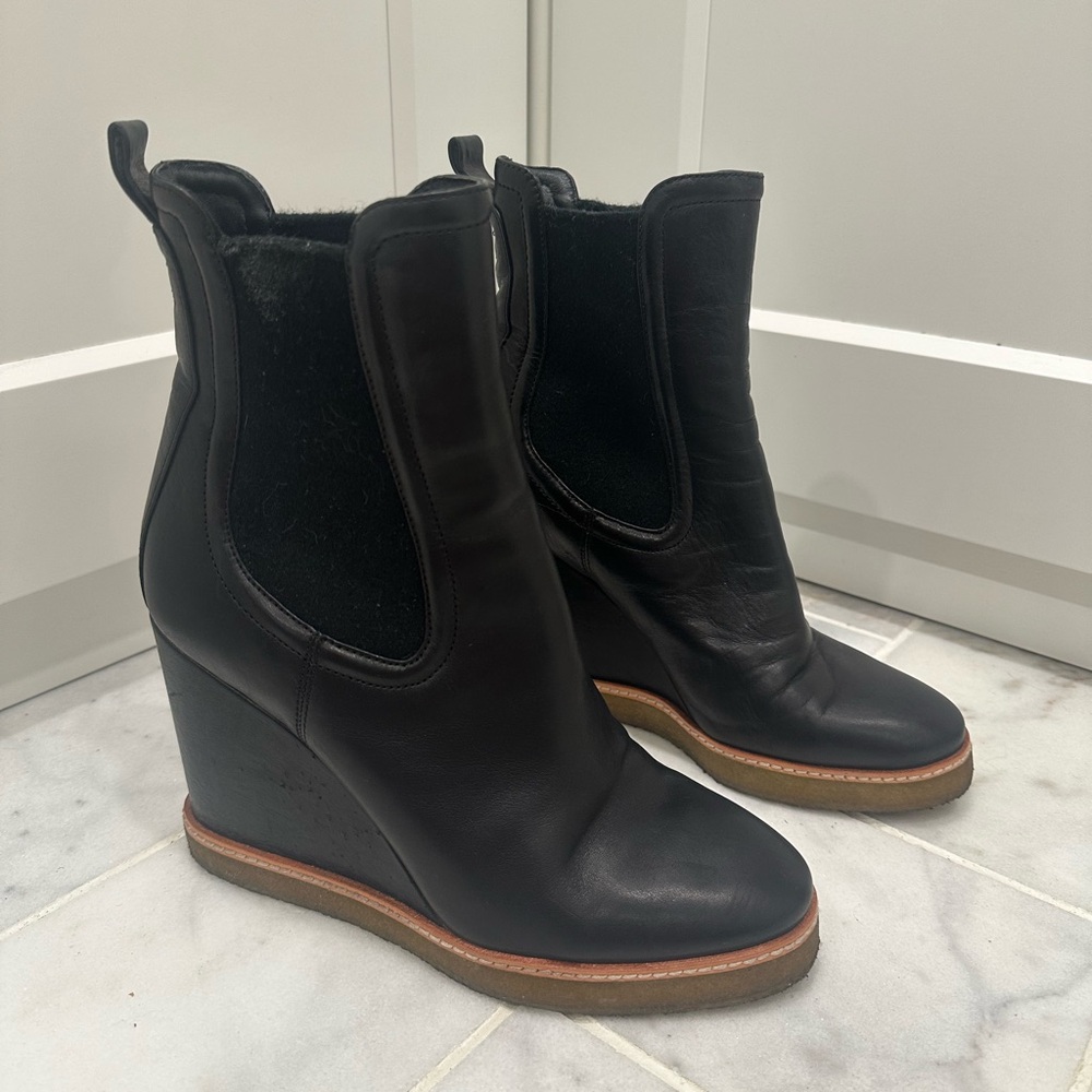 VERONICA BEARD Aari Leather Waterproof Wedge Chelsea Boot Black Sz 9